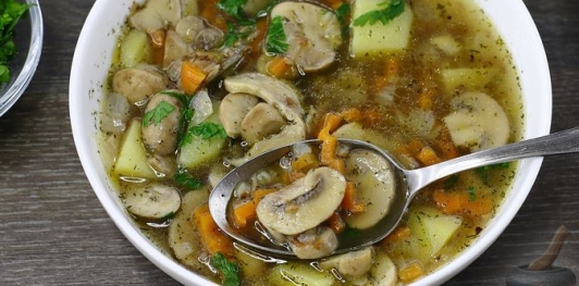 Суп с гречкой и грибами